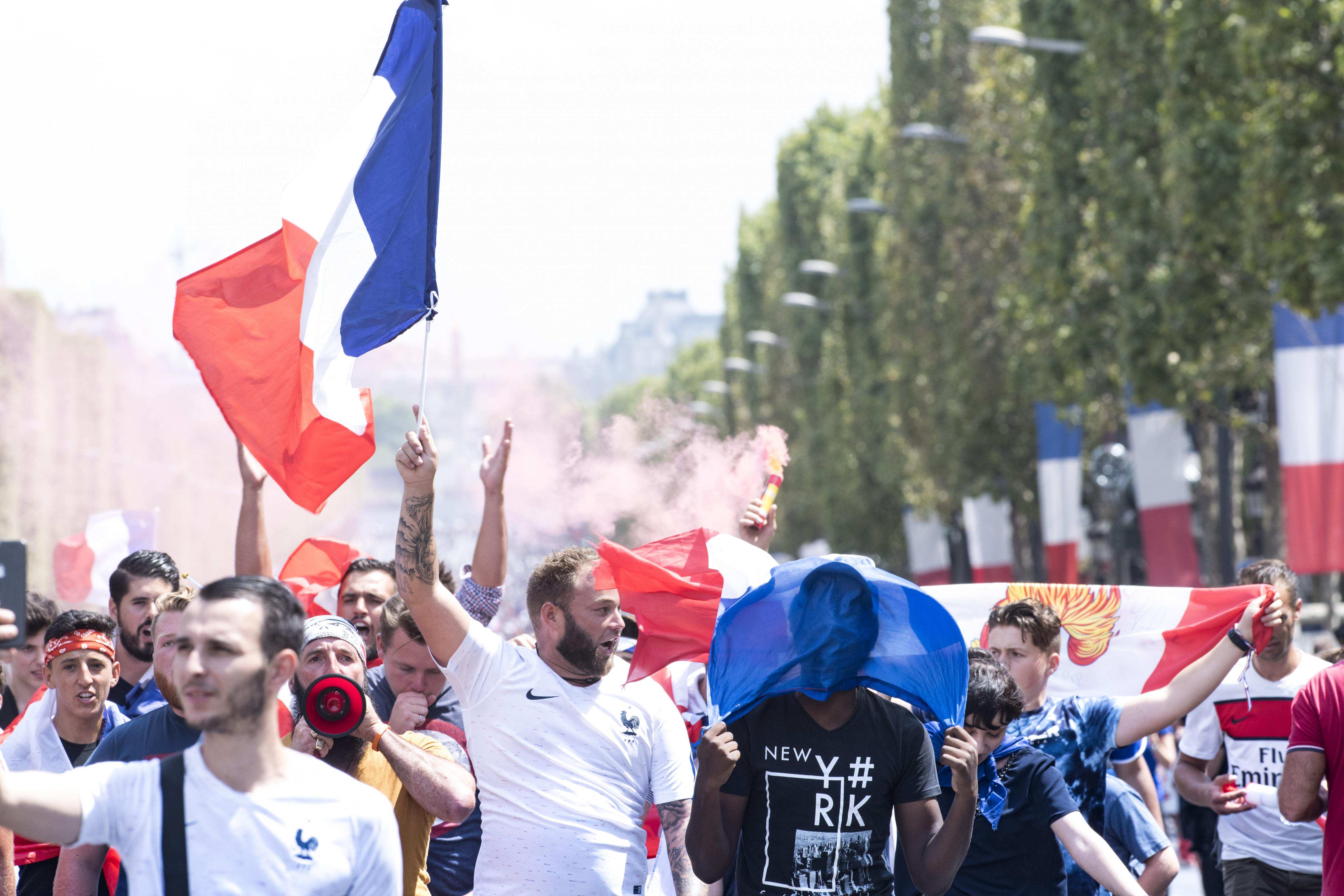 afp Soutien planétaire pour l'Equipe de France avant la finale de la Coupe du Monde !